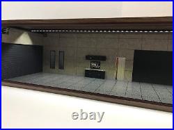 1/18 118 SCALE DIORAMA GARAGE DISPLAY ACRYLIC CASE With LED LIGHT MADE IN JAPAN