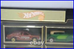 16 Vintage Hot Wheels Cars Trucks Showcase Christmas Gift Set 80's Display Case