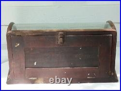 Antique J. Riswig Chicago Oak Curved Glass Showcase Country Store Display Case