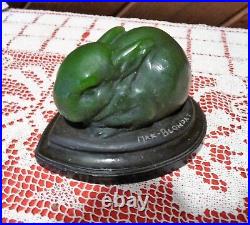 DAUM Max Blondat & Almeric Walter pâte de verre Glass GREEN RABBIT PAPERWEIGHT