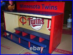 Minnesota Twins Bobble Head showcase